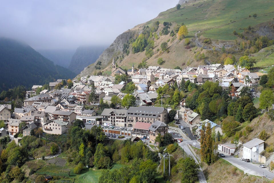 Le Chazelet — view of the resort